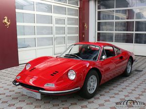 FERRARI-246 GT Dino L-Serie, umfänglich restauriert-,Véhicule de collection
