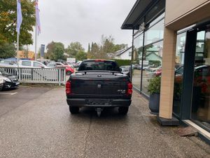DODGE RAM 1500 Hemi 5,7 Sport mit Gas Top