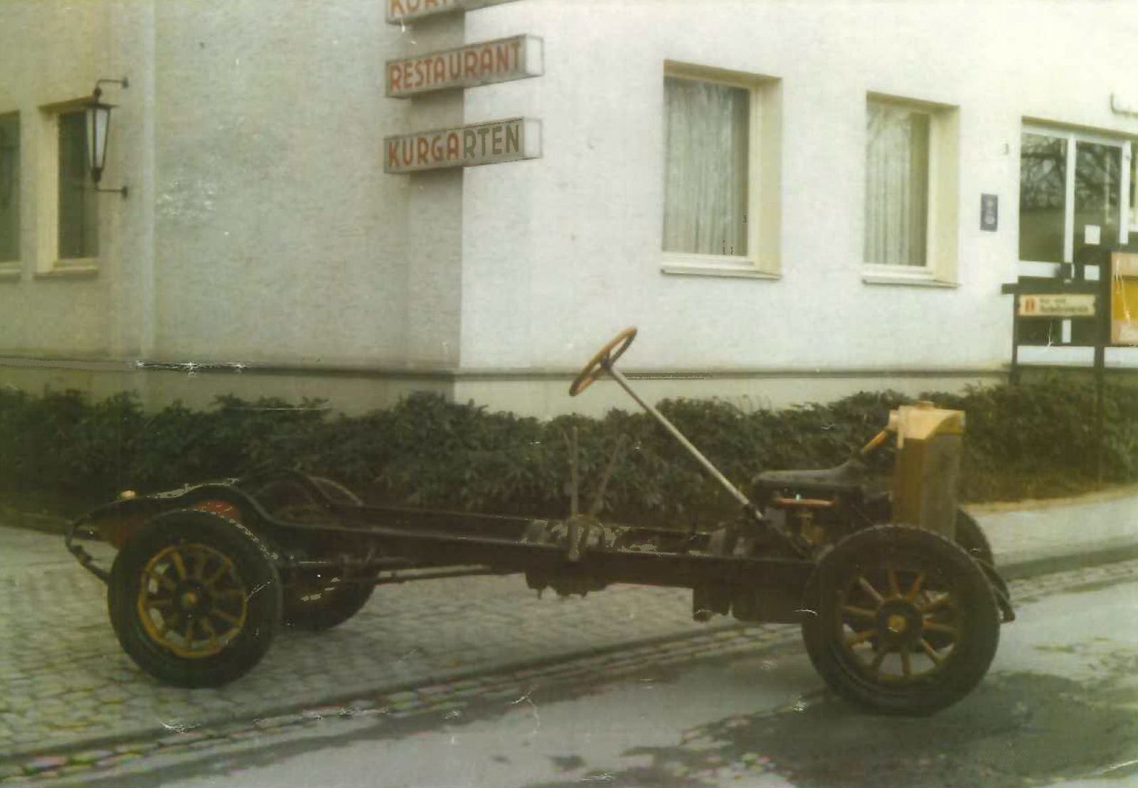 ANDERE Andere 10/30 PS  Spitzkühler &quot;Rolling Chassis&quot;