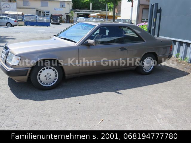 MERCEDES-BENZ 300 Coupe /2.HND/190.tkm/Schiebed./AHK/OLDTIMER