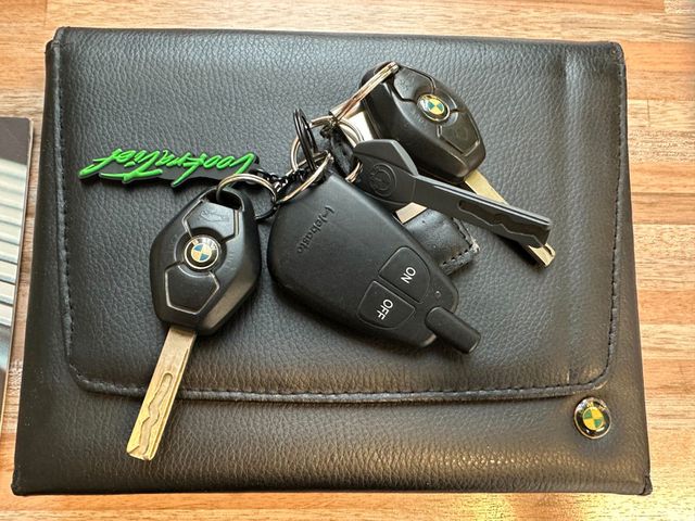 BMW 325 i Aut. touring Edition Lifestyle Xenon*Leder