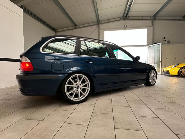 BMW 325 i Aut. touring Edition Lifestyle Xenon*Leder