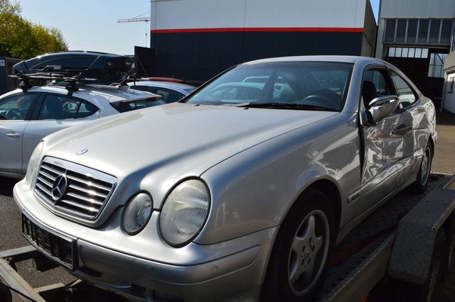 Used Mercedes Benz Clk-Class 200