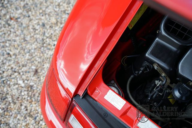 PORSCHE 911 Urmodell 911 993 Carrera Low miles, great colour combinat
