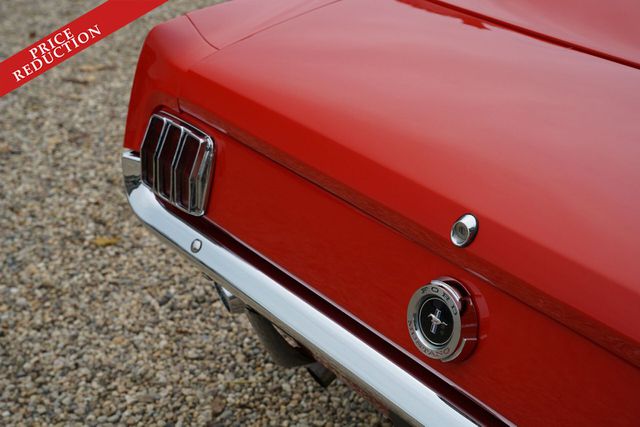 FORD Mustang 289 Fastback 289 Cu engine, red over red