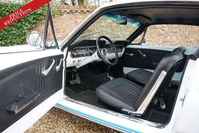 FORD Mustang Fully restored and mechanically rebuilt,