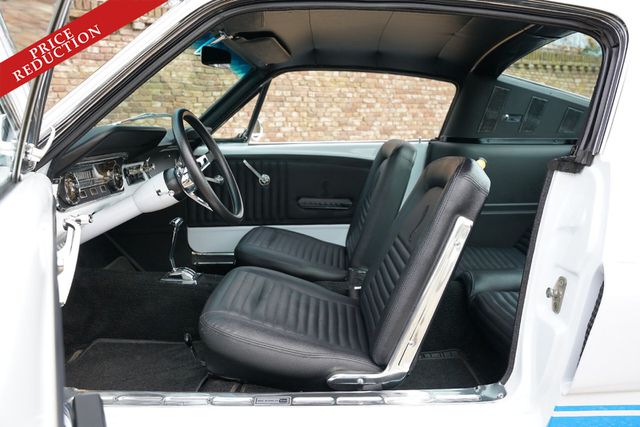 FORD Mustang 289 Fastback Fully restored and mechanic