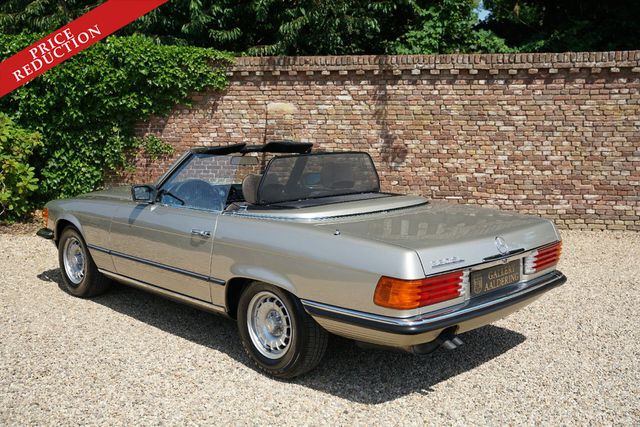MERCEDES-BENZ 380 SL Factory airconditioning, electric roof an