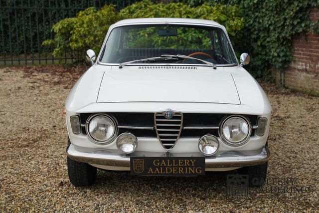 ALFA ROMEO GT 1300 Junior Stepnose Lovely condition, Great d