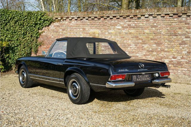 MERCEDES-BENZ 230 SL  W113 Pagode Automatic