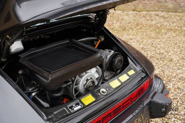 PORSCHE 911 Urmodell 930 3.3 Turbo S specificationa! Eur