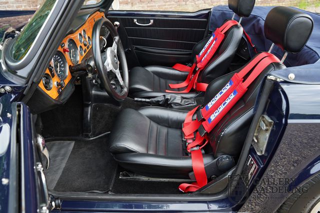 TRIUMPH TR6 Overdrive Restored condition, leather seats