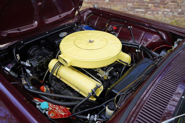 FORD Thunderbird Convertible V8 352 ci Presented in t