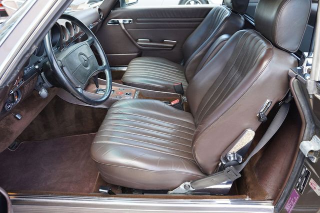 MERCEDES-BENZ SL 560 &quot;Impala Brown metallic over dark brown le