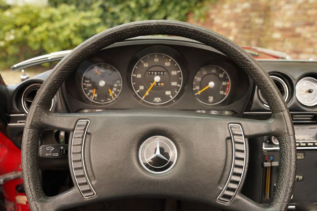 MERCEDES-BENZ SL 350 Full history available, Exterior in Signa