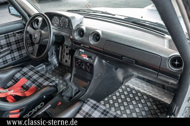 MERCEDES-BENZ 280 E W123 Rallyeumbau Wagenpass