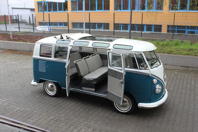 VW T1 Typ 241 Sambabus