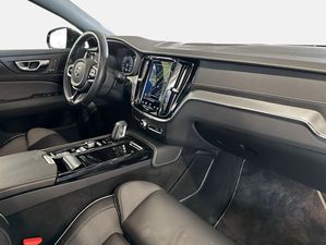 VOLVO V60 T8 AWD Recharge Geartronic RDesign