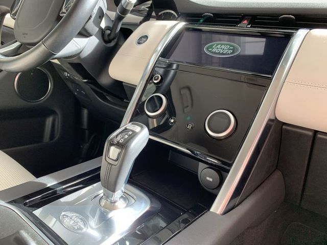 LAND ROVER Discovery Sport D180 S