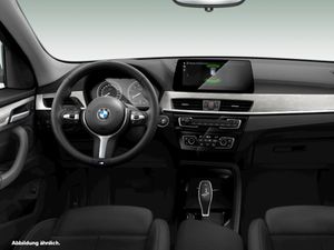 BMW X1 xDrive20i Sport Line Head-Up DAB LED Shz PDC