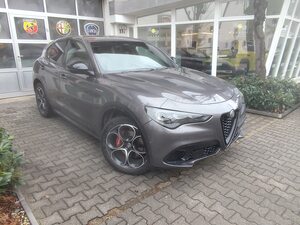 ALFA ROMEO Stelvio Veloce Q4, Matrix-LED