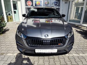 SKODA Octavia Combi RS Plus 4x4