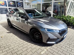 SKODA Octavia Combi RS Plus 4x4