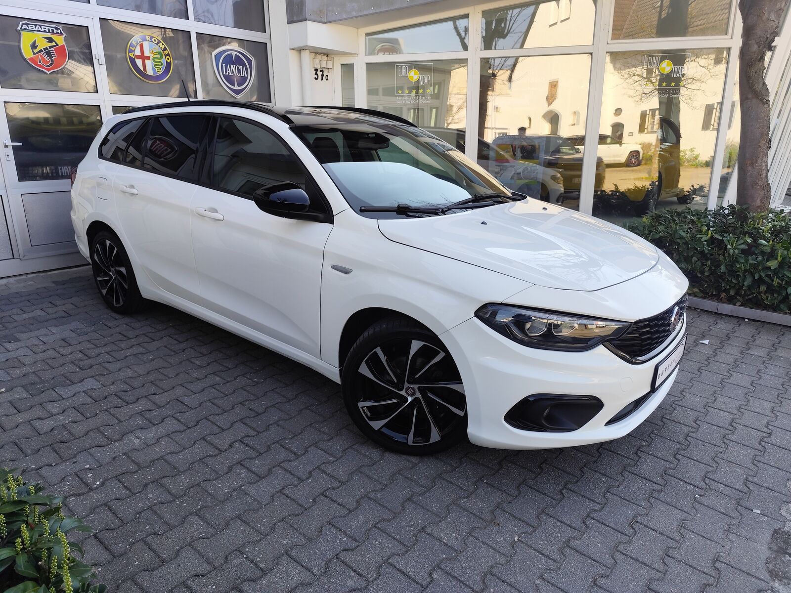 FIAT Tipo S-Design Ansicht 3 für Fahrzeugdetailseite