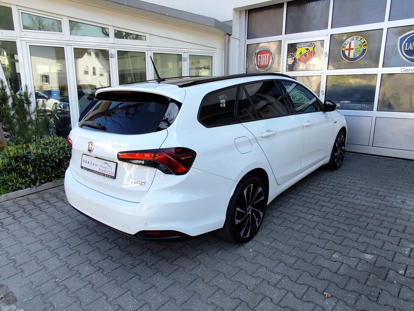 FIAT Tipo S-Design Ansicht 4 für Fahrzeugdetailseite