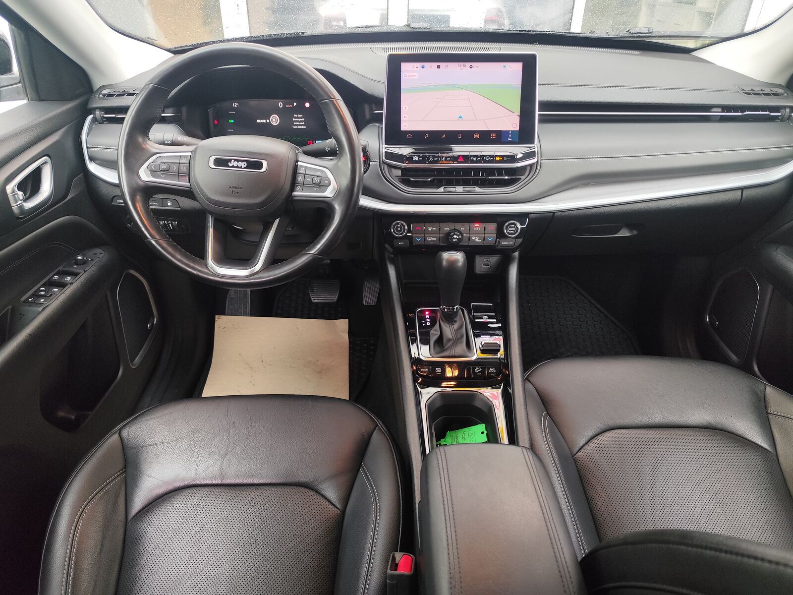 JEEP Compass S Plug-In Hybrid 4WD Ansicht 8 für Fahrzeugdetailseite