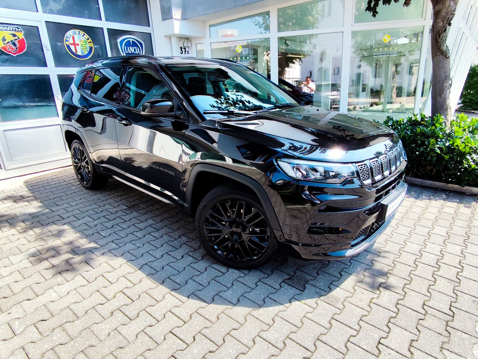 JEEP Compass S Mild-Hybrid 1.5 MultiAir Ansicht 3 für Fahrzeugdetailseite