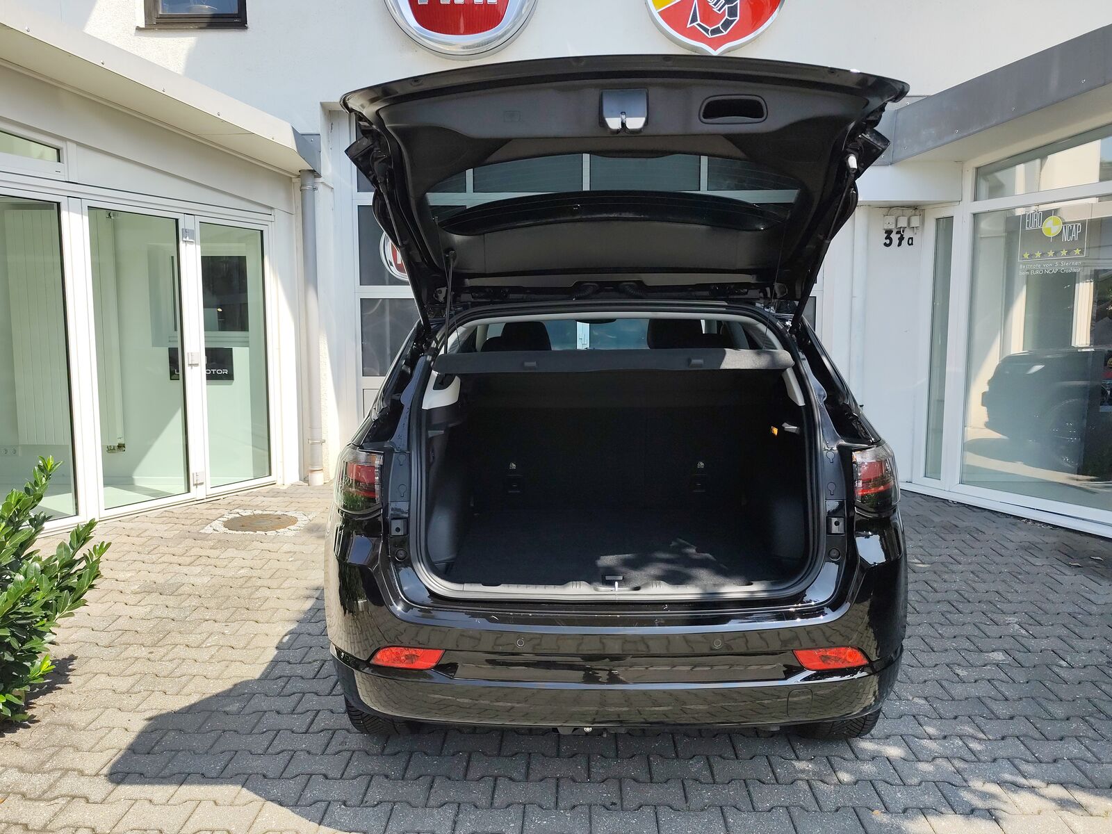JEEP Compass S Mild-Hybrid 1.5 MultiAir Ansicht 6 für Fahrzeugdetailseite