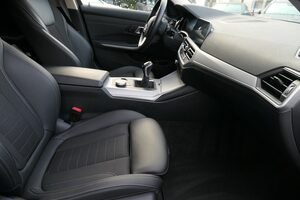 BMW 318 d Touring Sport LED Top Zustand!