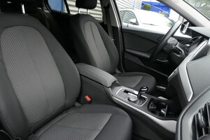 BMW 120 d Advantage LED Kamera Top Zustand!