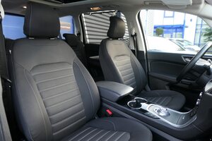 FORD Galaxy 2.0 Titanium 7Sitzer Panorama Top Zustand!