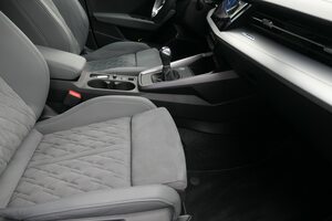 AUDI A3 Sportback 35 TDI S line Kamera LED Top Zustand!