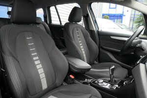 BMW 216 Gran Tourer Sport 7Sitzer LED AHK Top Zustand!