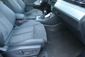 AUDI Q3 35 TDI Sport Panorama Matrix Top Zustand!