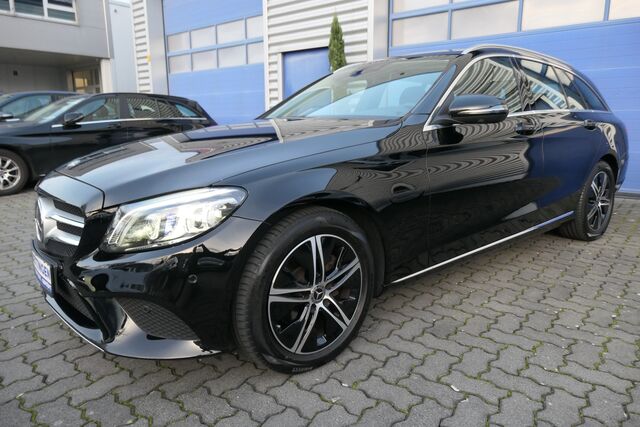 MERCEDES-BENZ C 220 T d Avantgarde Top Zustand!