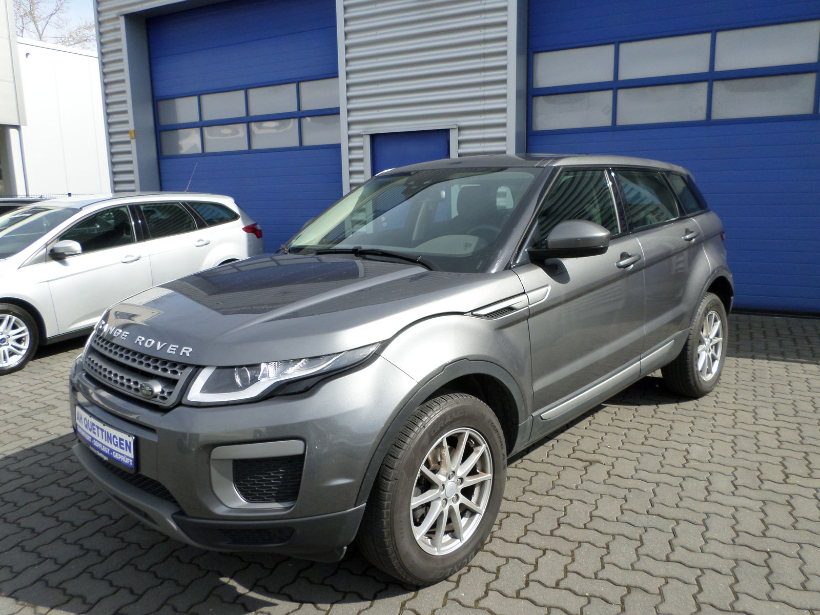 VW Tiguan 2.0 Life 4Motion LED Headup Top Zustand!