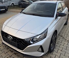 HYUNDAI i20  Connect & Go