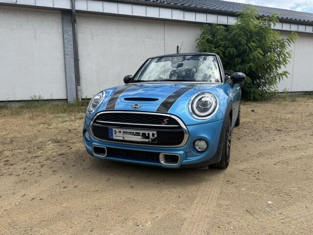MINI Cabrio