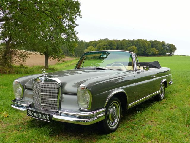 Mercedes-Benz 220 640w