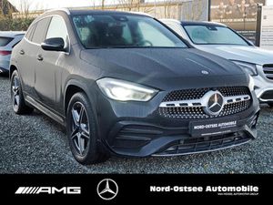 MERCEDES-BENZ GLA 250 4M AMG NAVI KAMERA PANO LED TEMPOMAT