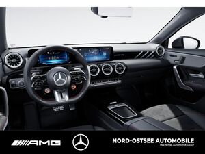 MERCEDES-BENZ A 35 AMG 4M PREMIUM AHK TOTWINKEL PANO STANDHZG