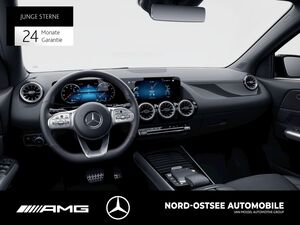 MERCEDES-BENZ GLA 250 4M AMG PANO PARKPAKET SOUND DAB LED NAVI
