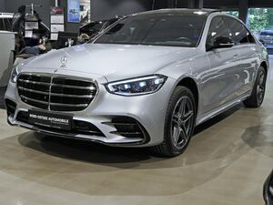 MERCEDES-BENZ S 450 d 4M FONDSITZ-P AIRMATIC PANO HA-LENKUNG