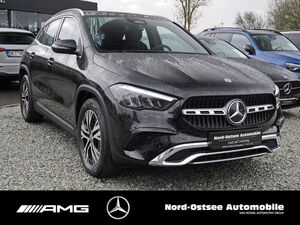 MERCEDES-BENZ GLA 200 PROGRESSIVE DISTRONIC AHK KLIMA NAVI