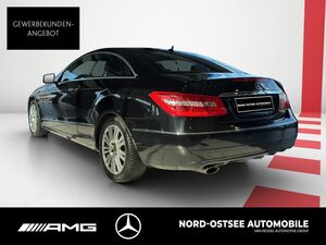 MERCEDES-BENZ E 200 BE COUPÉ KAMERA COMAND SITZHEIZUNG