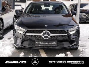 MERCEDES-BENZ A 250 e STYLE NAVI KAMERA PDC SITZHEIZUNG DCT